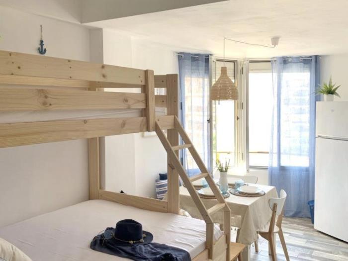 Apartbeach La Brisa Y Frente Playa La Pineda Dış mekan fotoğraf